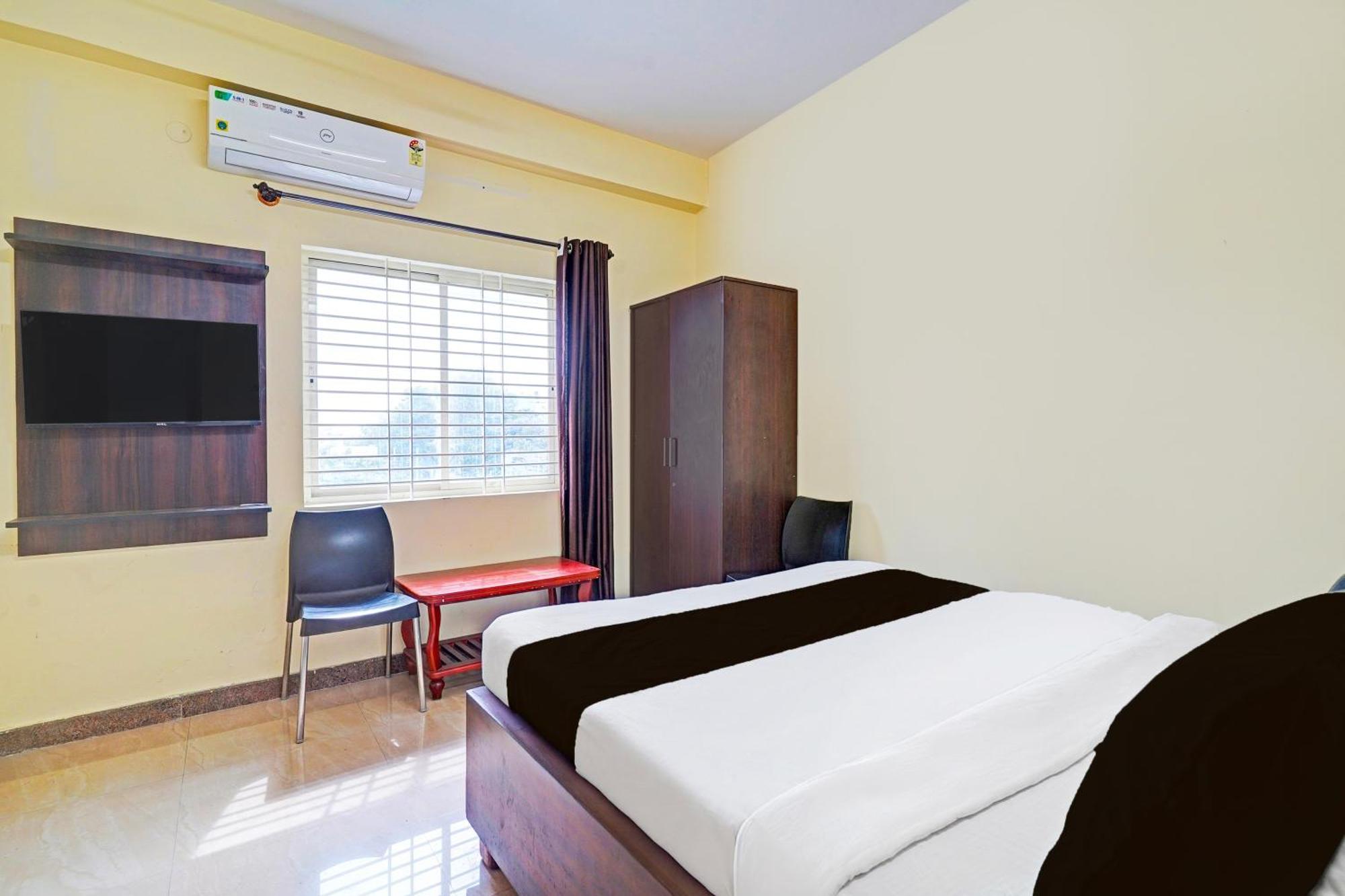 Super Hotel O Srigandhakavalu Formerly Chamundeshwari Lodging Jalahalli Exterior photo