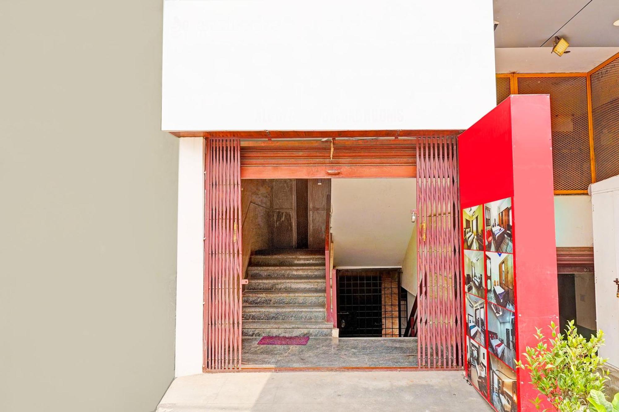 Super Hotel O Srigandhakavalu Formerly Chamundeshwari Lodging Jalahalli Exterior photo